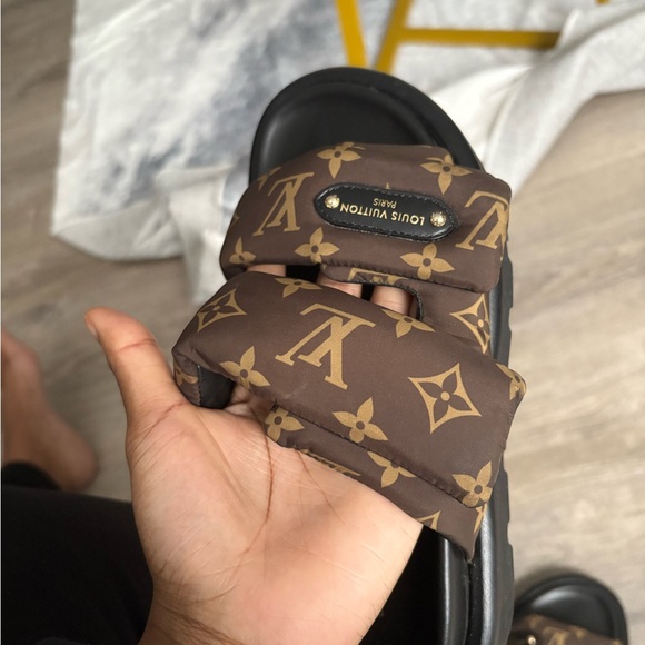 Louis Vuitton Black Rubber Sole Sandals - Picture 3 of 4